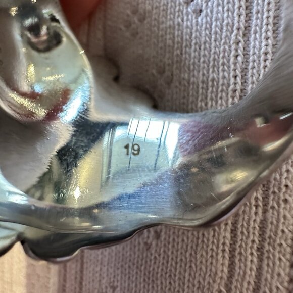 NEW Authentic Gucci Lion Head Crystal Ring In Silver & Black Sz 19 IT 8.75 US - Picture 10 of 10